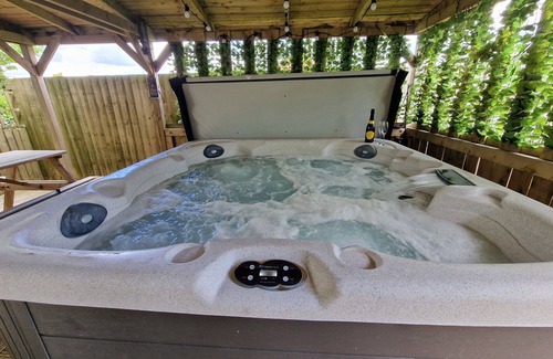 Carlisle Cottage | Stunning 1-bed Cottage Near Carlisle With Hot tub