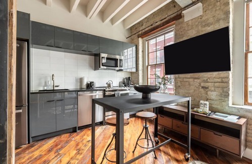 Arts/Warehouse District Hotel | Stunning 1BR Condo near Jackson Square
