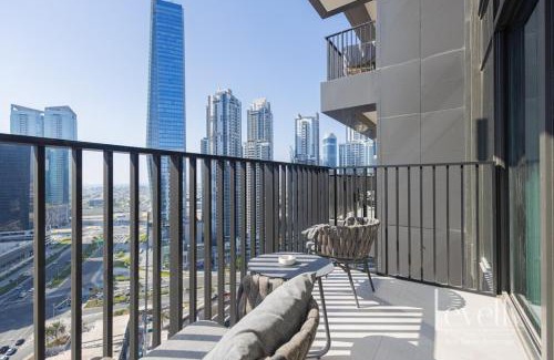 Downtown Dubai Apartment | Stunning 1BR with Panoramic City Skyline View