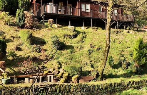 Lynton Cabin | Stunning 3 bedroom lodge overlooking the West Lyn River.