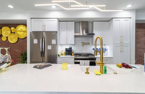 Trinidad Condo | Stunning 3B Rooftop Penthouse+Breathtaking DC view in the heart of Washington DC