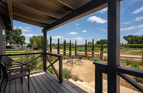 Santa Ynez Cottage | Stunning 3BR Cottage on a 25 acre Farm