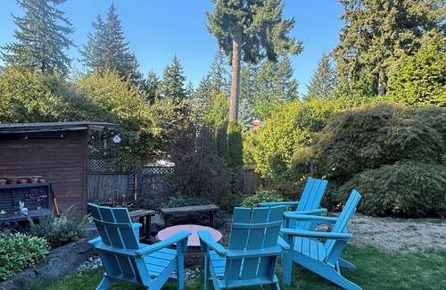 Normandy Park House | Stunning 4-bedroom house in Normandy Park with AC