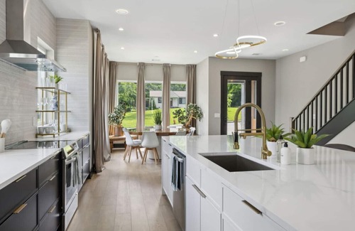 Madison House | Stunning 4 Bedroom/4.5 Bath Home w/Rooftop Deck!