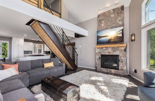 Brainerd Cabin | Stunning 4 Bedroom Lake Home close to everything!