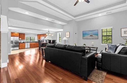 Florida Central Atlantic Coast House | Stunning 4BR, 3.5B Townhome in Orlando