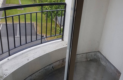 Roscoe House | Stunning 6 Bed House with Private Garden in Galway