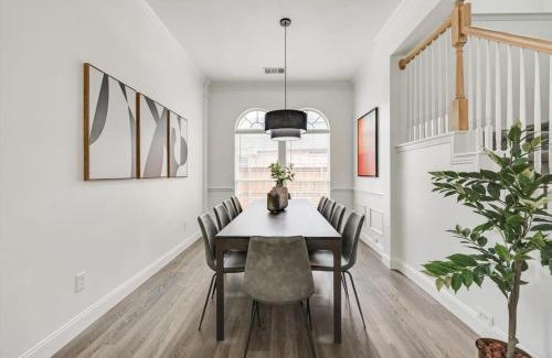 Rowlett House | Stunning 6BR Pool - Great for Big Groups