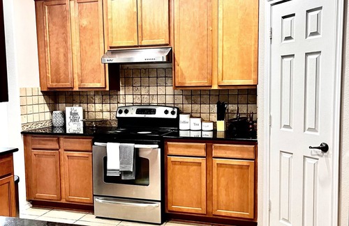 Southbelt/Ellington House | Stunning and delightful home in Houston!Close to Hobbyairport,Downtown&Galveston