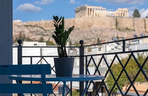 Athens City Centre Apartment | Stunning and Ideal 2BR Suite with Acropolis View