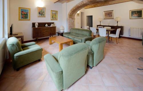 Simignano Apartment | Stunning Apartment In Ancaiano