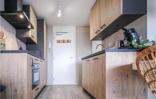 Bruinisse Apartment | Stunning Apartment In Bruinisse