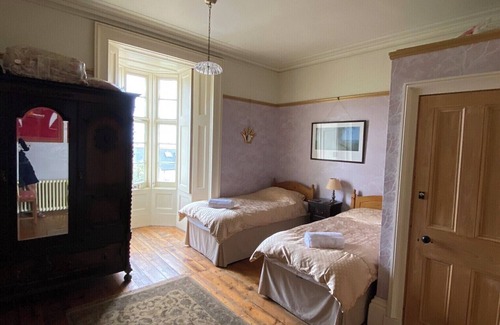 Teignmouth Other | Stunning ‘castle’ with panoramic views over the sea and estuary.