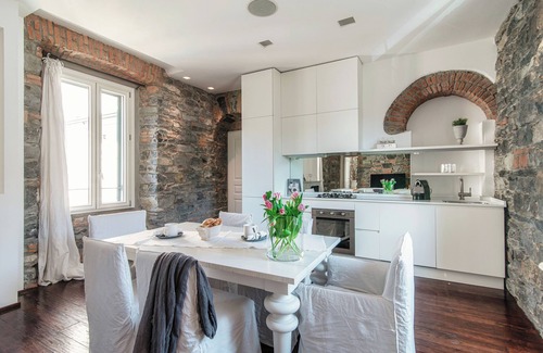 Como Apartment | Stunning Central Como apt by JOIVY