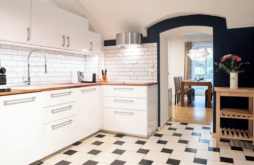 Kreuzberg Apartment | Stunning, completely private basement apartment