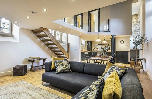 Peak District National Park House | Stunning converted chapel in the beautiful Hope Valley