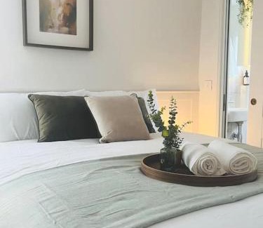 Lansbury Apartment | Stunning cosy apartment near 02, Canary Wharf