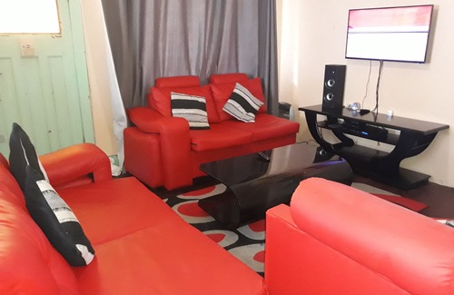 Greater Johannesburg Metropolitan Area House | Stunning cosy beautiful home that u will love