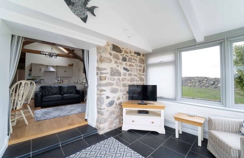St Ives House | Stunning Cottage with Sea Views in Trowan