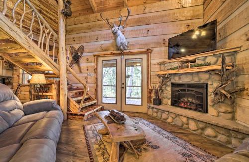 Cosby House | Stunning Creekside Cosby Cabin with Deck and Fire Pit!