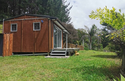 Ahipara Cabin | Stunning Eco Cabin with views of full stretch of 90 Mile Beach and Ahipara