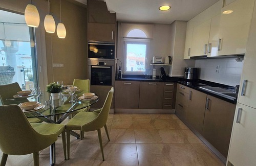 Roldan Apartment | Stunning and stylish 1 bed apartment TR231LT