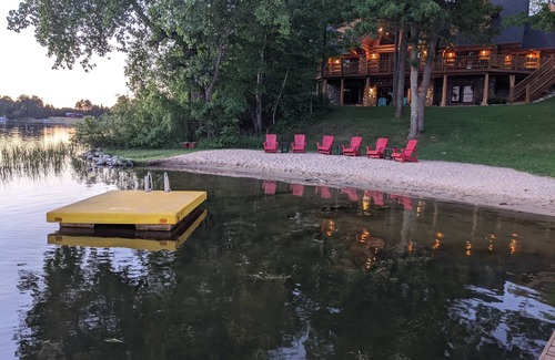 Cohasset Cabin | Stunning Executive log cabin on beautiful lake