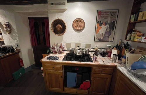 Rueyres House | Stunning, family-friendly farmhouse; large garden, safe private pool