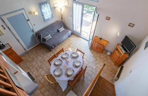 Meschers-sur-Gironde House | Stunning villa for 5 people with WIFI, TV, terrace and pets allowed