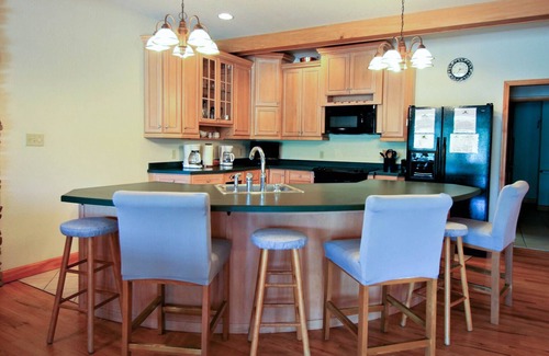 Town of Jerusalem House | Stunning, Fully-Loaded Home with Private Hot Tub, Pool Table, and Dock