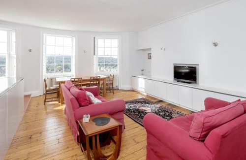 Bath Apartment | Stunning Georgian Apartment in Central Bath