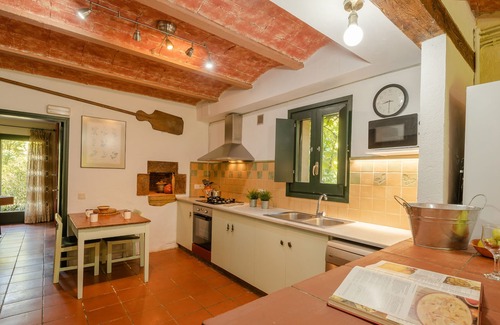 Fornells de la Selva House | Stunning house with jacuzzi, sauna, large garden and pool in rural surroundings