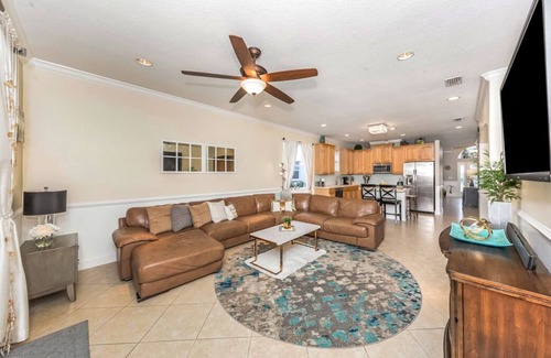 Venice House | STUNNING Heated Pool Home in Amenity Rich Stoneybrook! Beaches-Golfing-Dining-&
