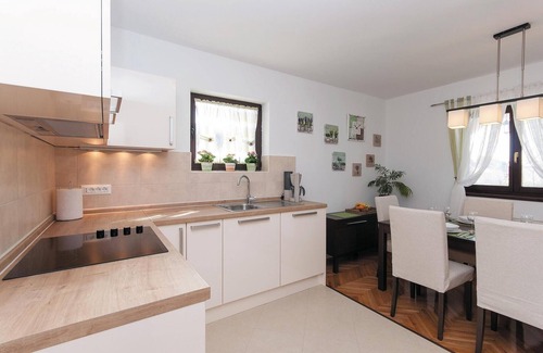 Banjol House | Stunning home in Banjol