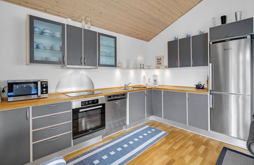 Jegum House | Stunning home in Oksbøl with kitchen