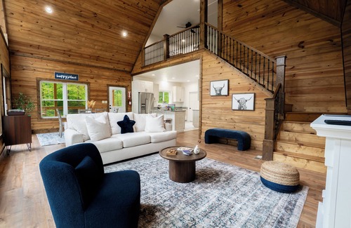 Cub Run House | Stunning Home Near Nolin Lake: Hot Tub + Fire Pit!