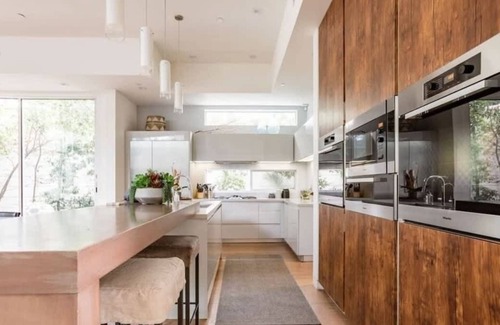 Melrose House | Stunning Home - Pool & Hot Tub - Fire Pit