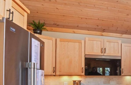 Crystal Bay House | Stunning home retreat with AC (395TU)