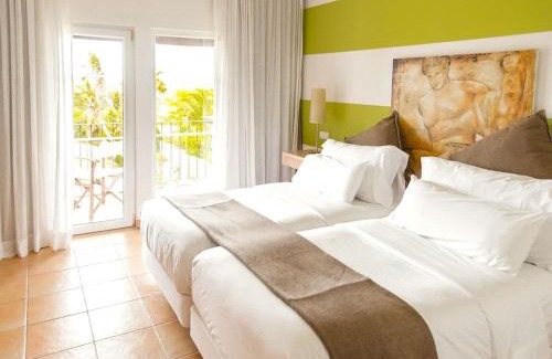 Funchal Villa | Stunning Lagos Villa 10 Bedrooms Villa Lacuna Deluxe Private Pool & Jacuzzi Algarve