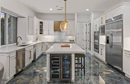 Lakewind Estates House | Stunning Lake Travis Lux Oasis, private estate!