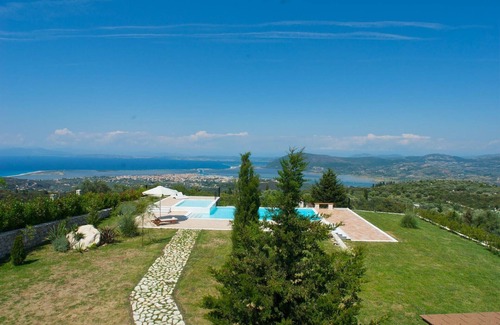 Spanokhorion Villa | Stunning Lefkaka Villa | 2 Bedrooms | Villa Nisa | Private Pool | City and Sea.