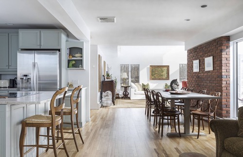 Salt Point House | Stunning Light-Filled Contemporary Home on 7 Acres