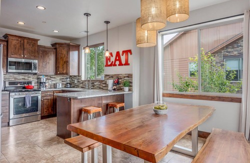 Park City Condo | Stunning Luxury Single Level Condo! Brand New! Best Location in Black Rock!