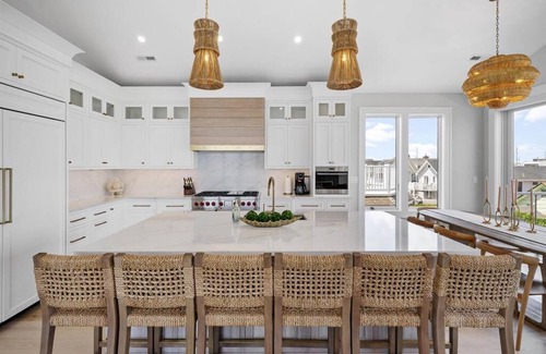 Stone Harbor House | STUNNING NEW CONSTRUCTION 6 BEDRMS, 6.5 BATHS, SLEEPS 16 STEPS TO BEACH