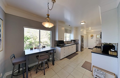 Toro Canyon House | Stunning Ocean & Mountain Views in Tranquil Setting