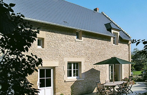 Cambes-en-Plaine House | Stunning private villa for 6 people with WIFI, TV, terrace and pets allowed