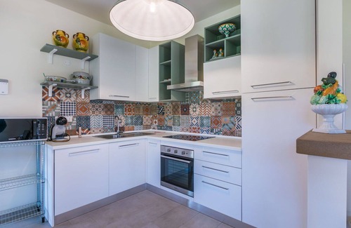 Casale Marittimo House | Stunning private villa for 6 people with A/C, WIFI, TV, terrace, pets allowed and panoramic view