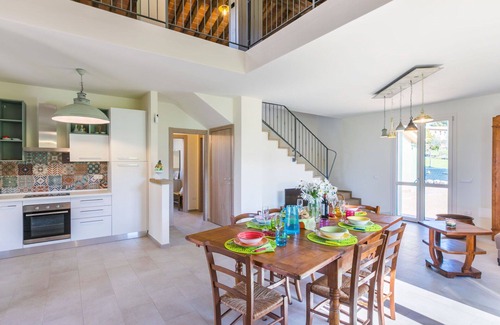 Casale Marittimo House | Stunning private villa for 6 people with A/C, WIFI, TV, terrace, pets allowed and panoramic view