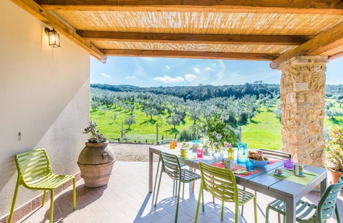 Casale Marittimo House | Stunning private villa for 6 people with A/C, WIFI, TV, terrace, pets allowed and panoramic view