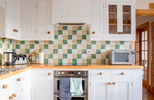 Suladale House | Stunning private villa for 6 guests with WIFI, TV and panoramic view